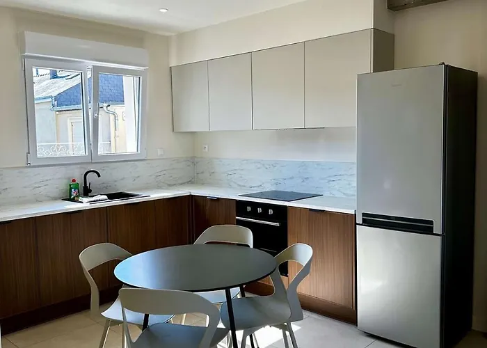 Maison Contemporaine à Saint-léonard Casa de Férias