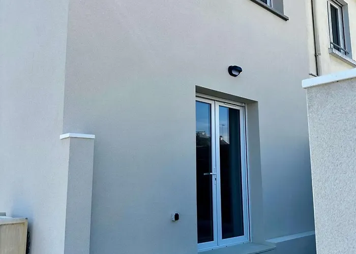 Maison Contemporaine A Saint-leonard * Angers