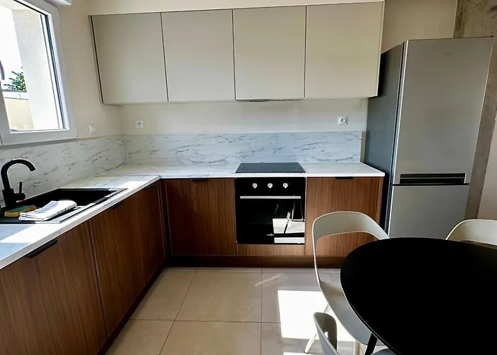 Maison Contemporaine A Saint-leonard Prázdninový dům *